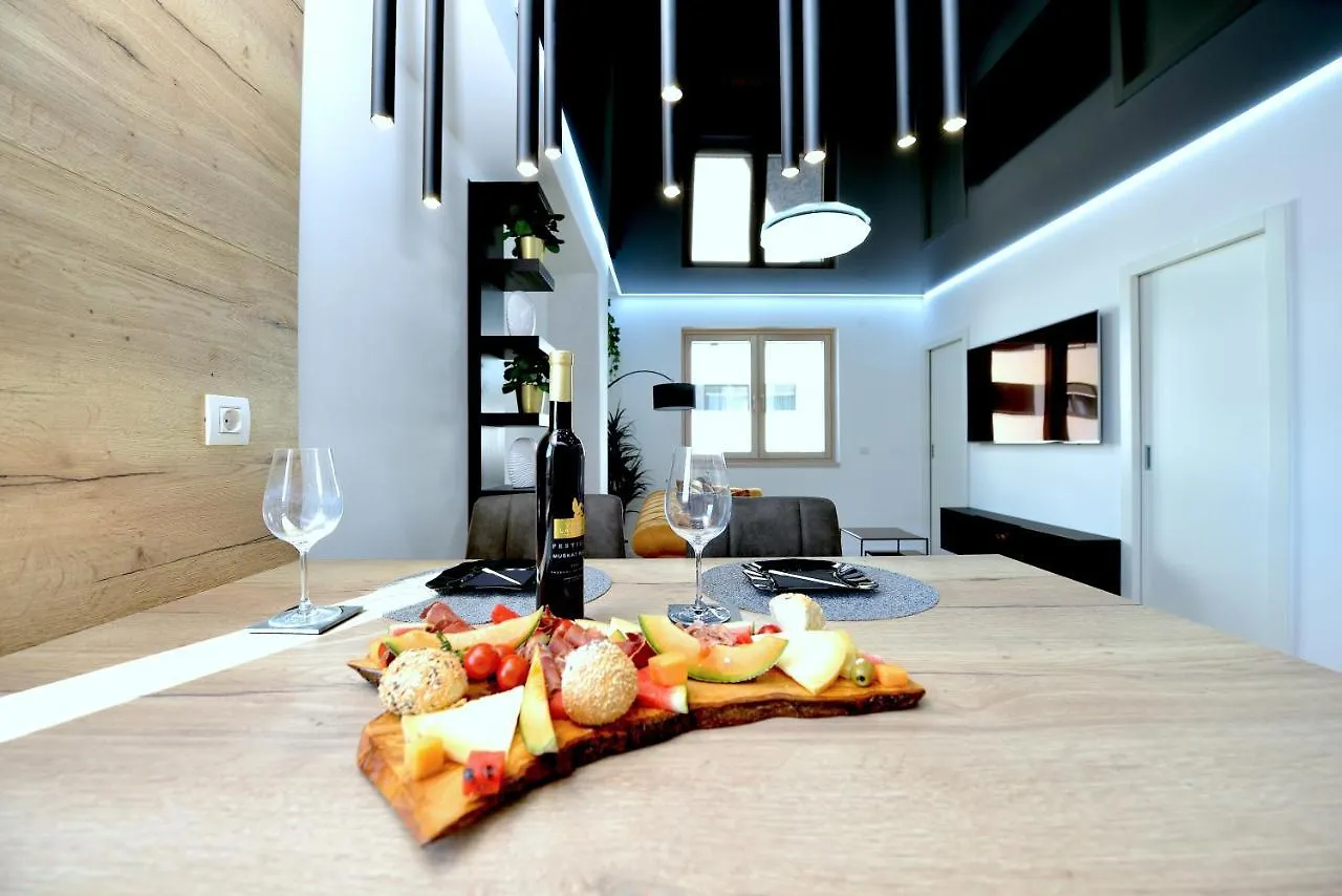 Exclusive Residence Apartment Zadar 0*,