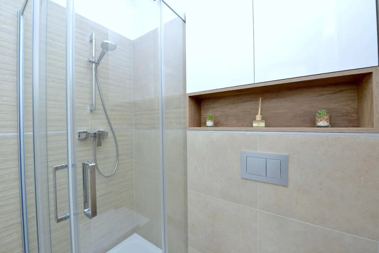 Exclusive Residence Apartment Zadar 0*,